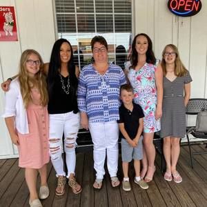 Meet your Posher, Deborah